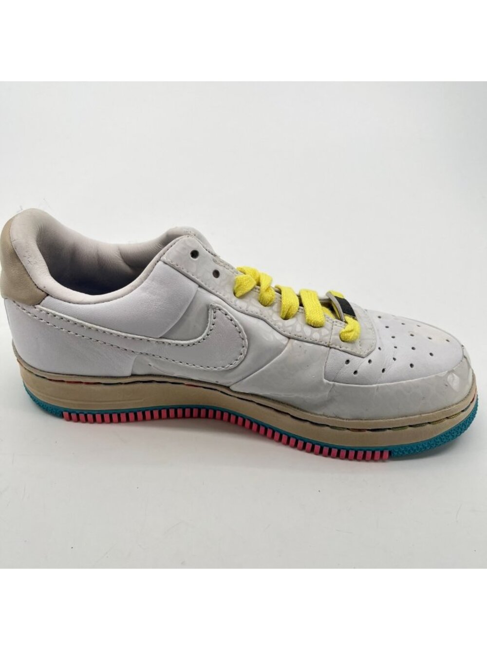 Nike Air Force 1 Low Womens Size 7 White Yellow Athletic Leather Shoes Sneakers - Picture 5 of 10
